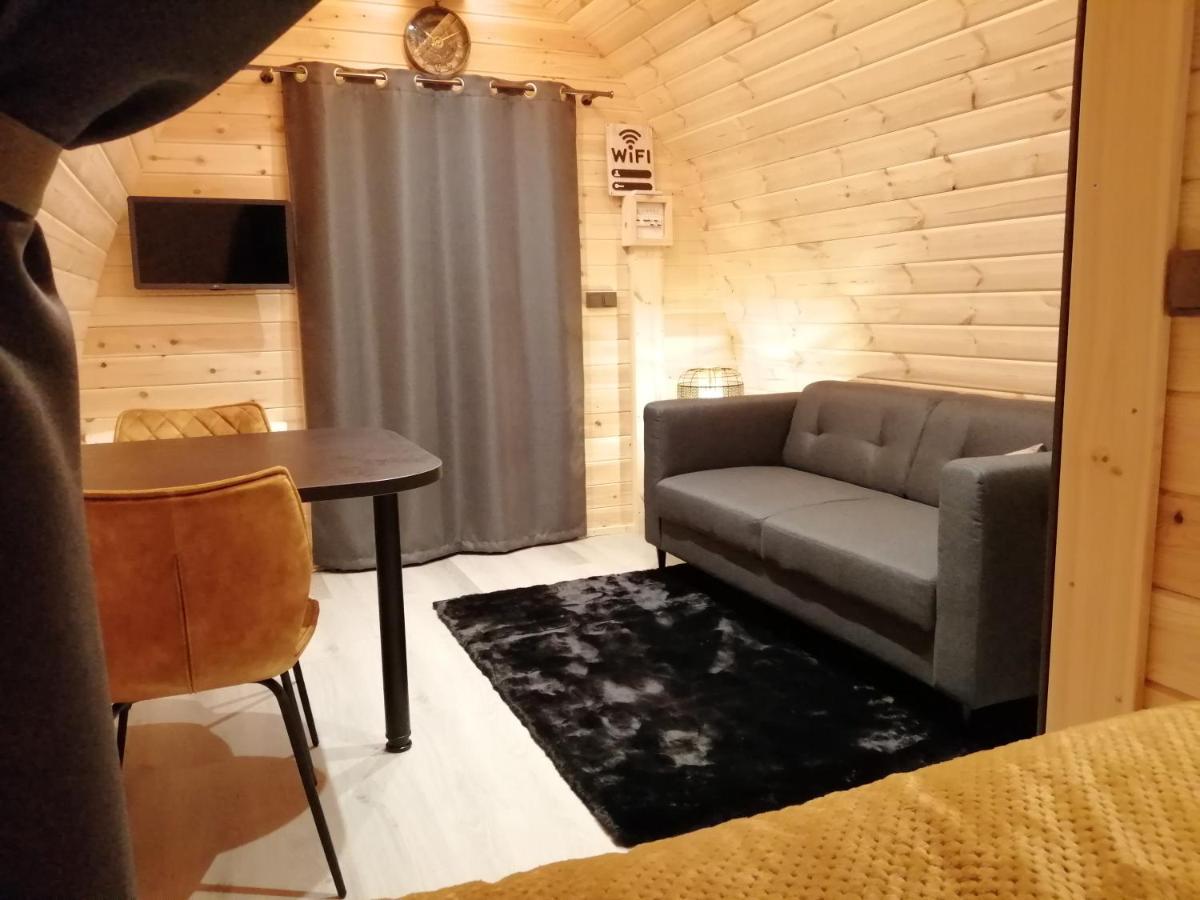 Le Domaine De Pivette Chambre Climatisee Et Insolite Avec Terrasse Privative Avranches Exterior foto