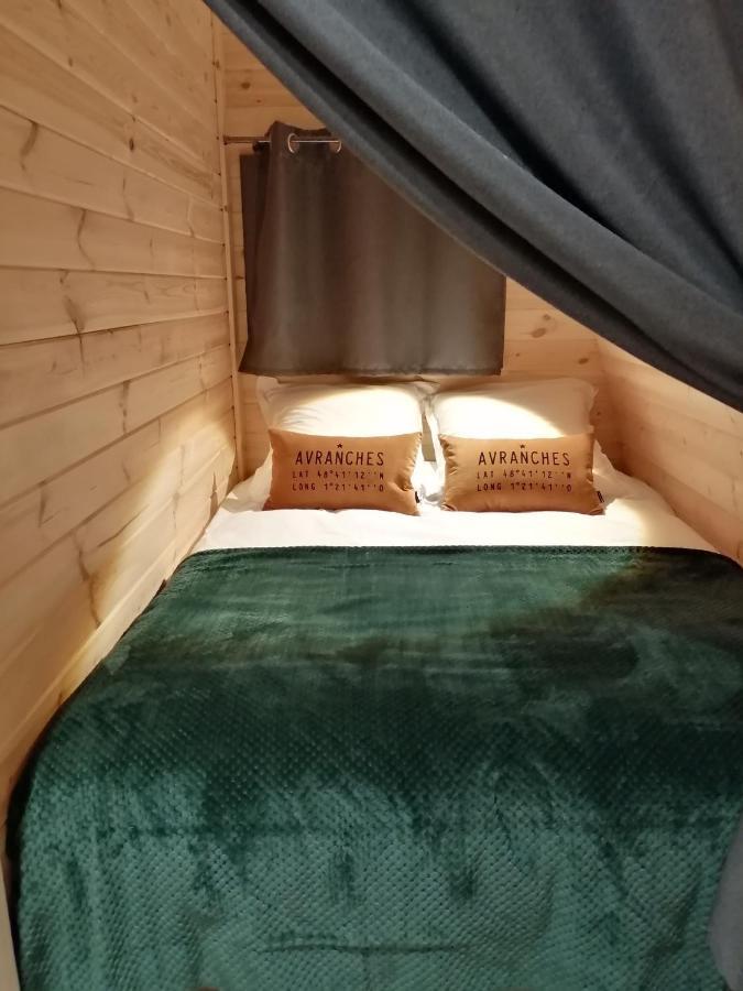 Le Domaine De Pivette Chambre Climatisee Et Insolite Avec Terrasse Privative Avranches Exterior foto